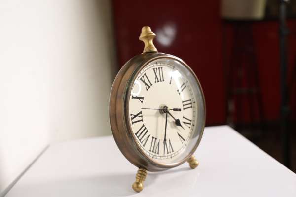 Antique Vintage Brass Clock - Image 3